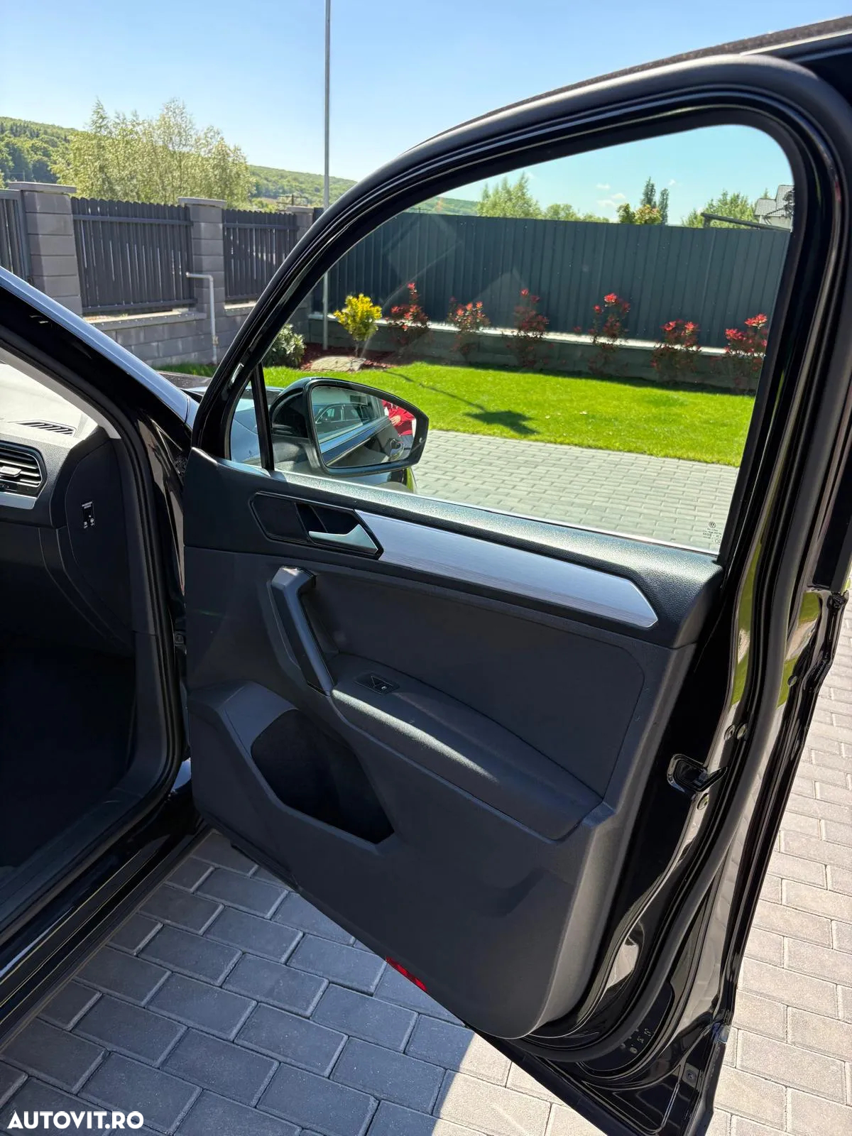 Volkswagen Tiguan 2.0 TDI 4Mot DSG Comfortline - 35