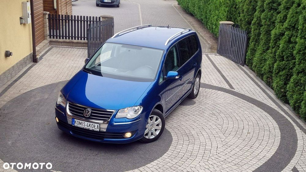 Volkswagen Touran - 19