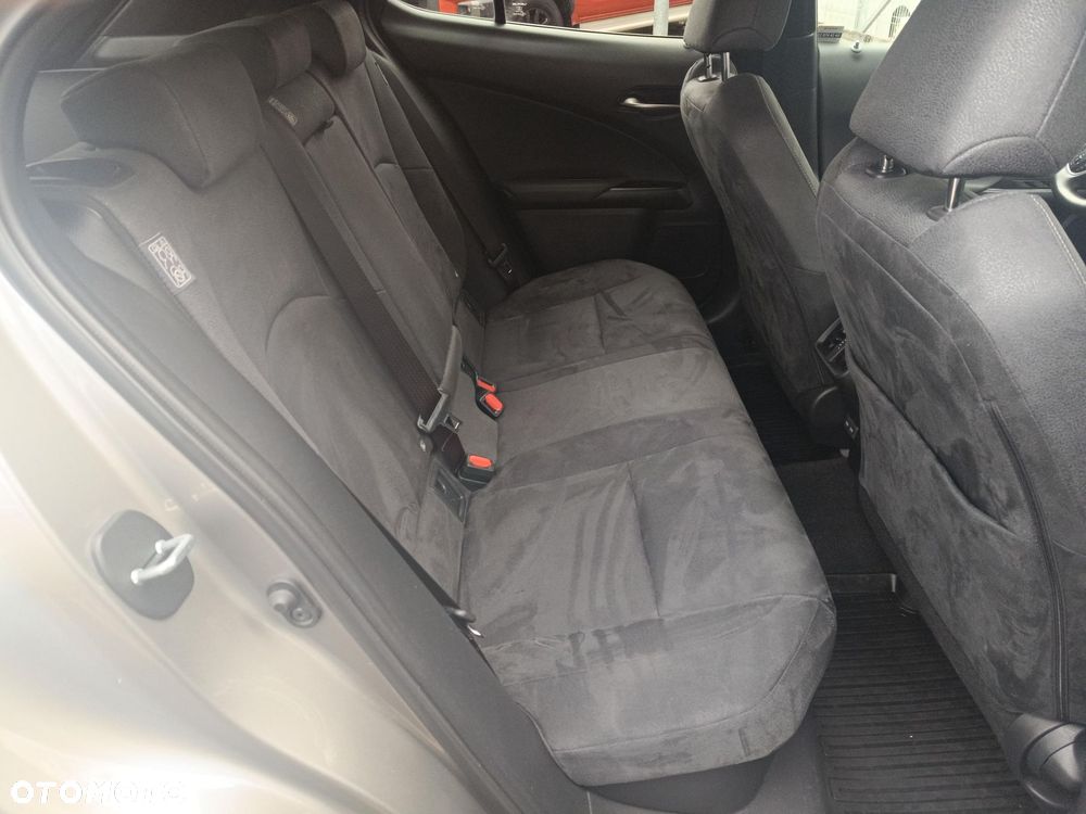 Lexus UX 250h GPF Business 2WD - 10