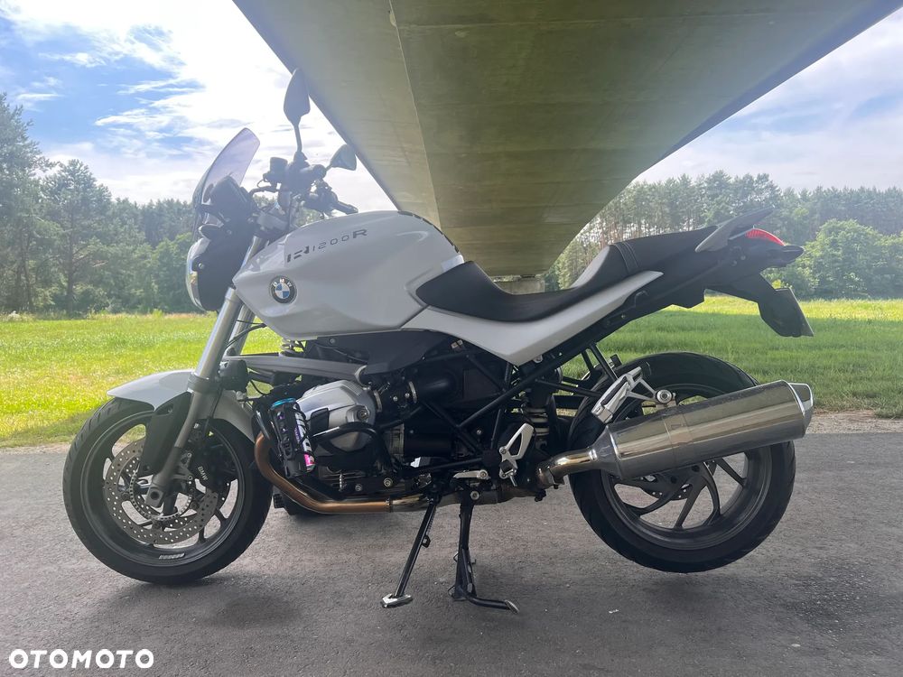 BMW R - 8