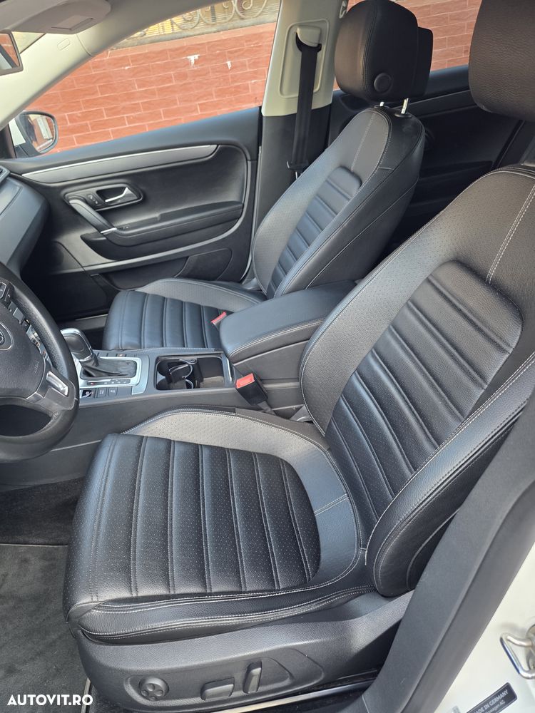 Volkswagen Passat CC - 20
