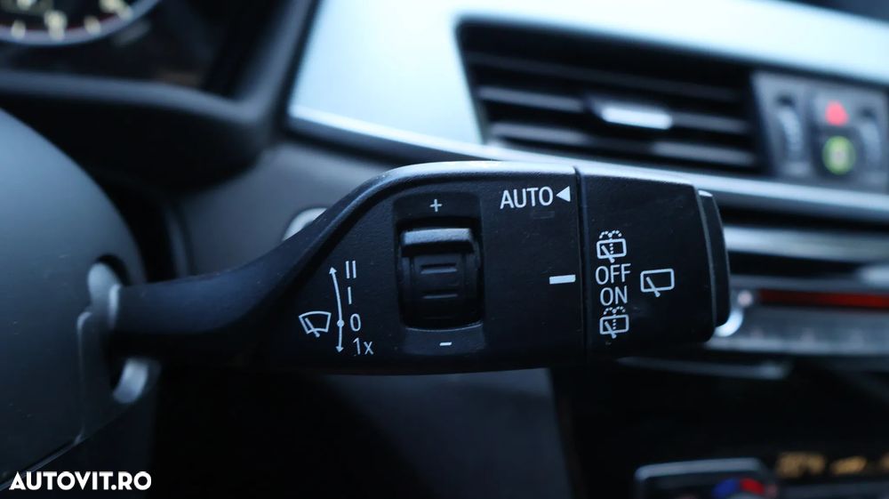 BMW X1 sDrive18d Aut. xLine - 17