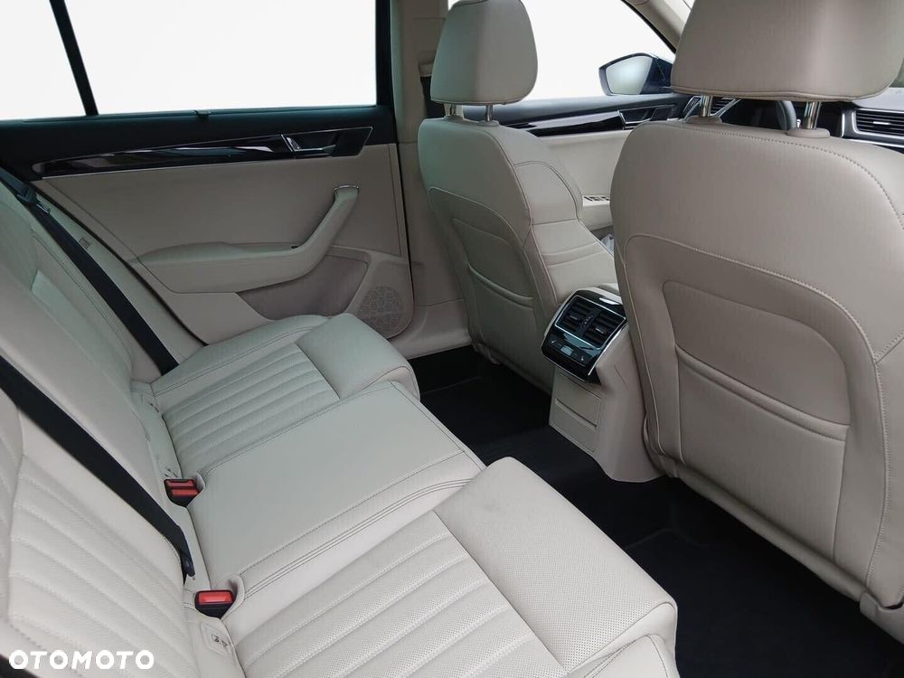 Skoda Superb 1.4 TSI Plug-In Hybrid L&K DSG - 25