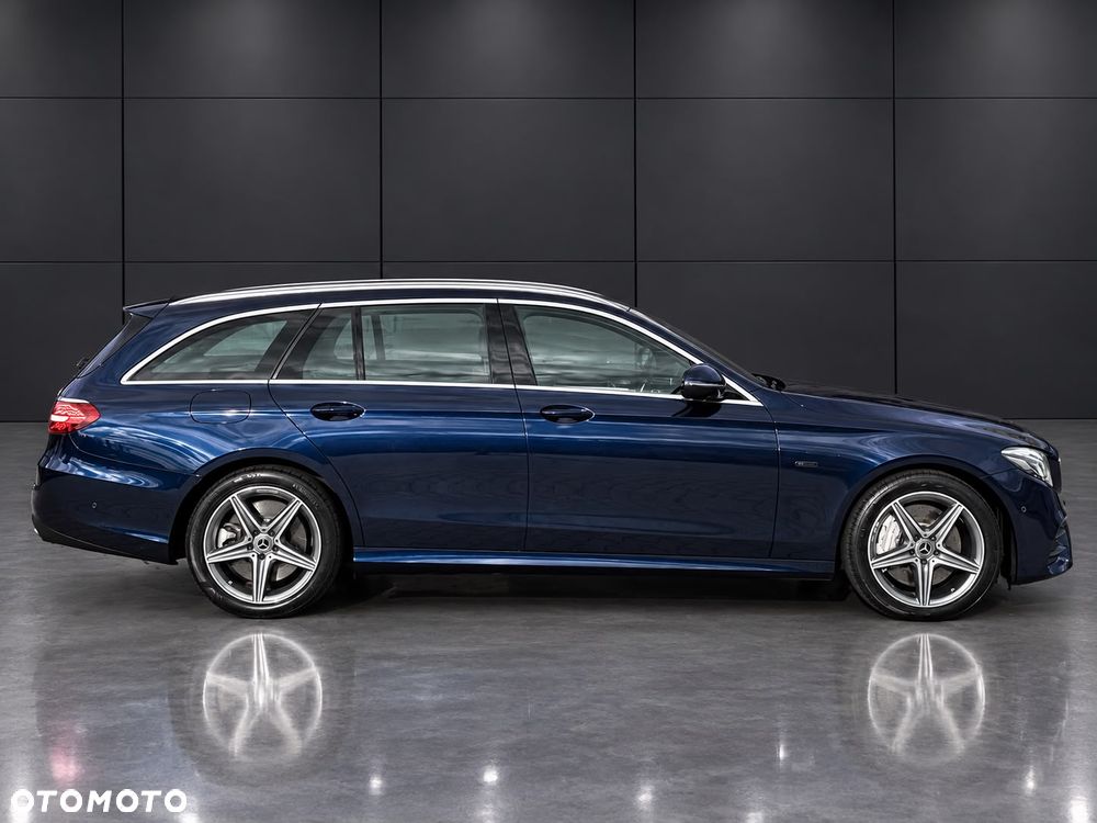 Mercedes-Benz Klasa E 300 de 9G-TRONIC AMG Line - 14