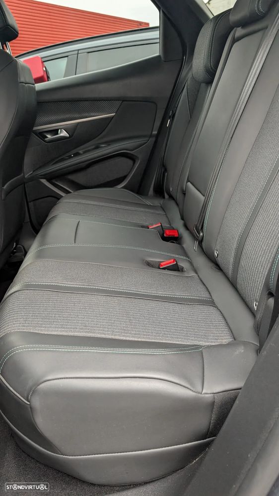 Peugeot 3008 1.6 Hybrid Allure e-EAT8 - 16