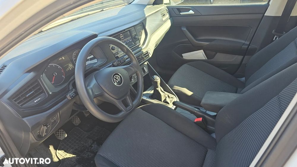 Volkswagen Polo - 9