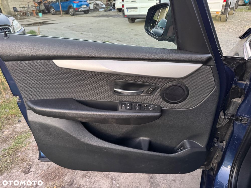 BMW Seria 2 216d Gran Tourer Sport Line - 22