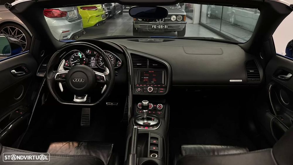 Audi R8 Spyder 5.2 FSi V10 quattro R-tronic - 21