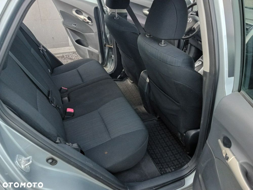 Toyota Auris - 11