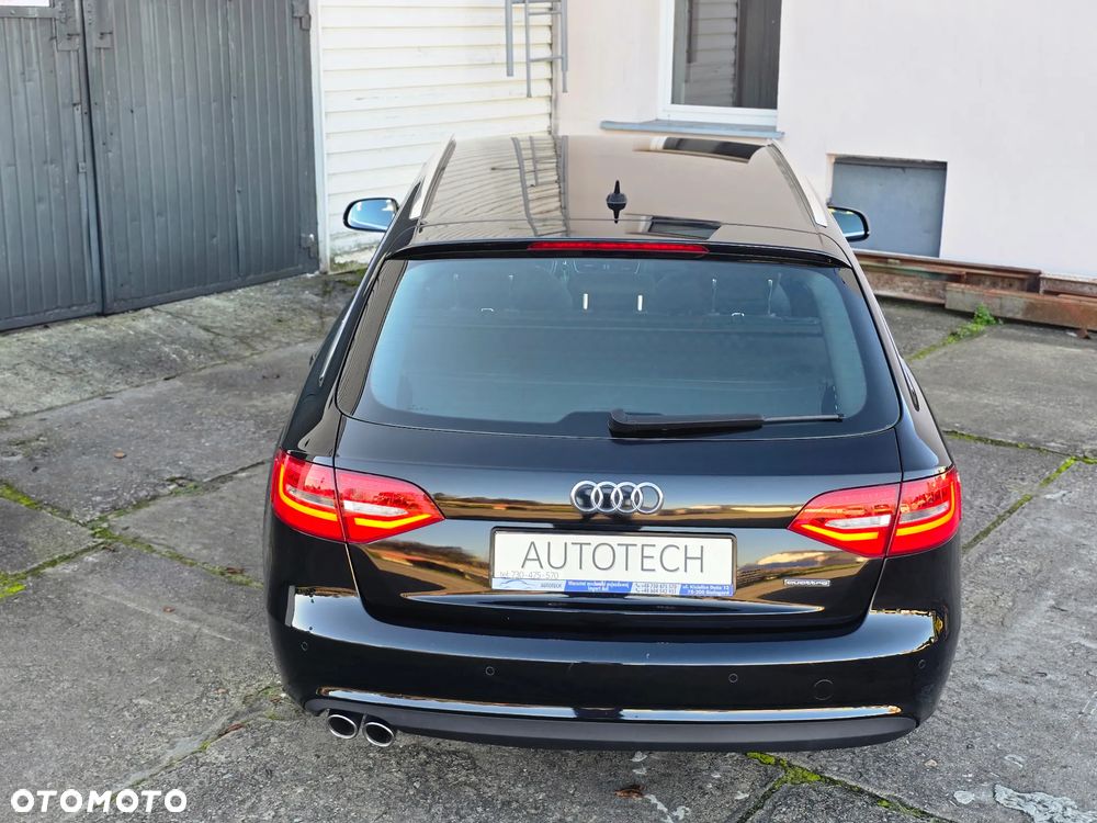 Audi A4 Avant 2.0 TDI Quattro Design S tronic - 17