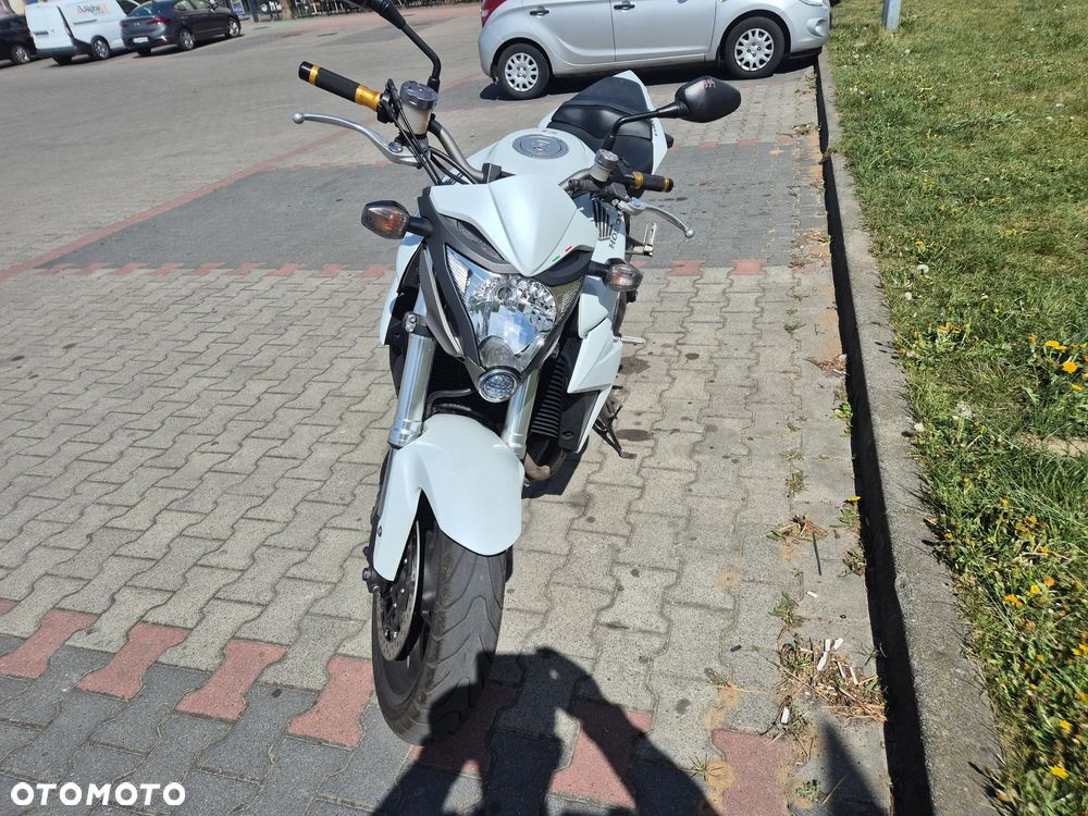 Honda CB - 2