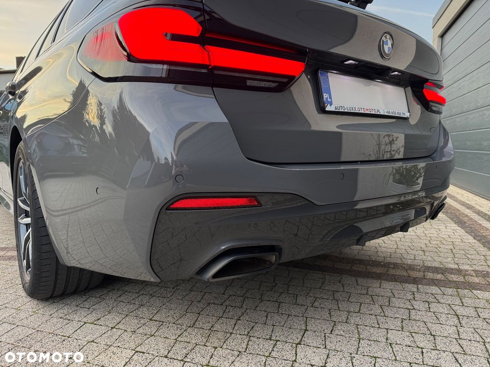 BMW Seria 5 520d M Sport - 10