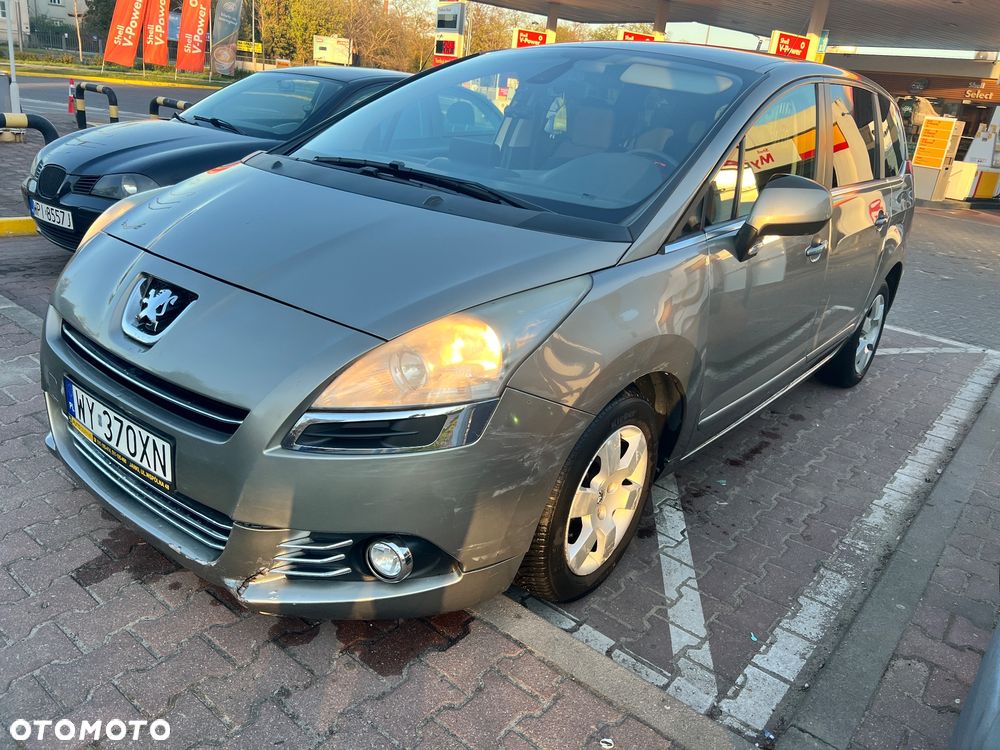 Peugeot 5008 e-HDI FAP 115 EGS6 Stop&Start Active - 2