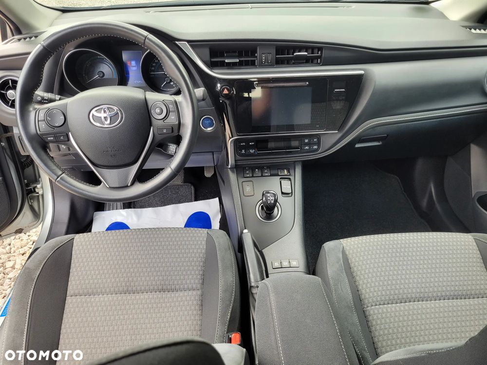 Toyota Auris - 24