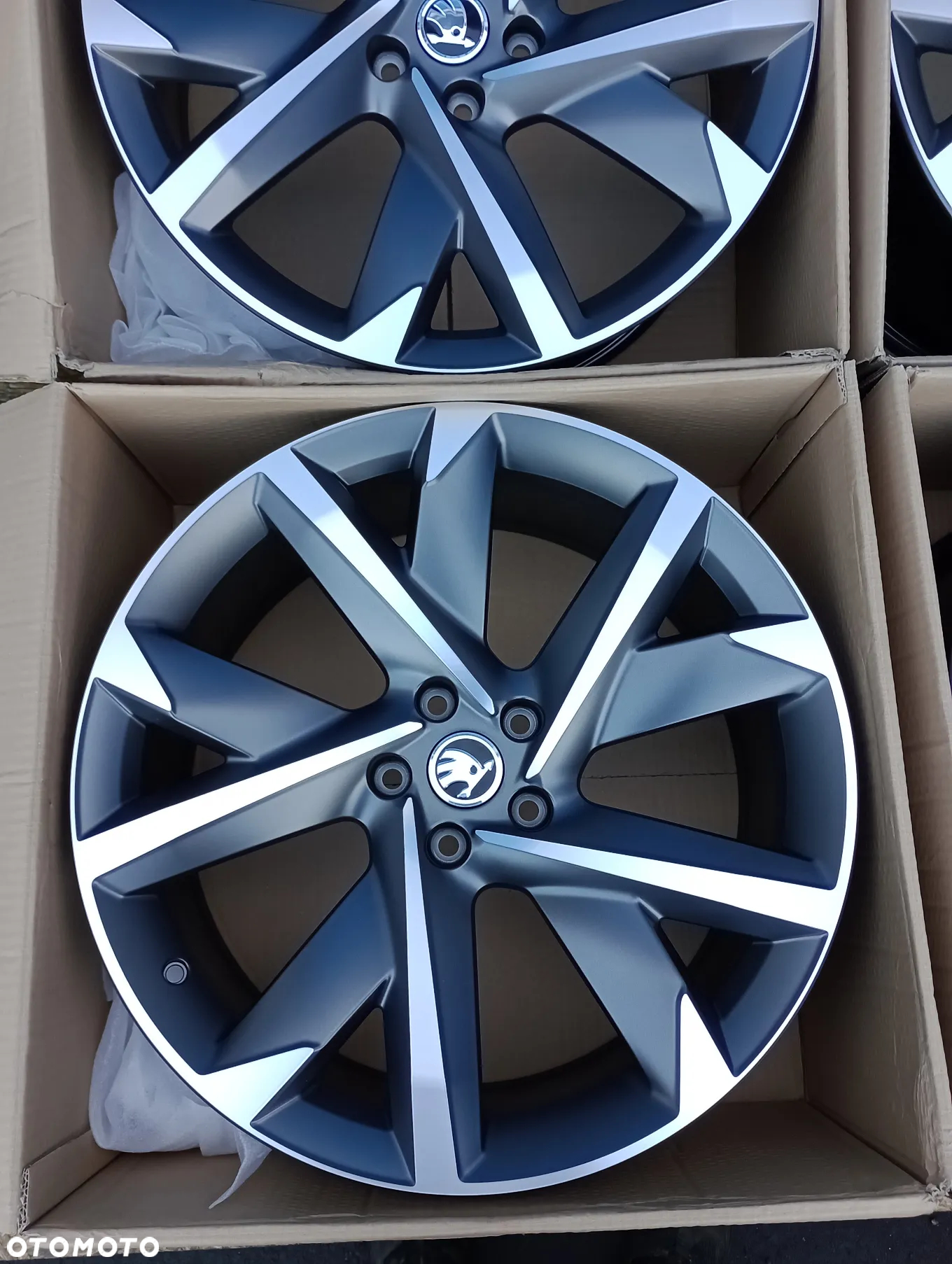 FELGI ALUMINIOWE 5x112 R20 ET38 8,5J SKODA ELROQ ENYAQ IV KAROQ KODIAQ OCTAVIA - 8
