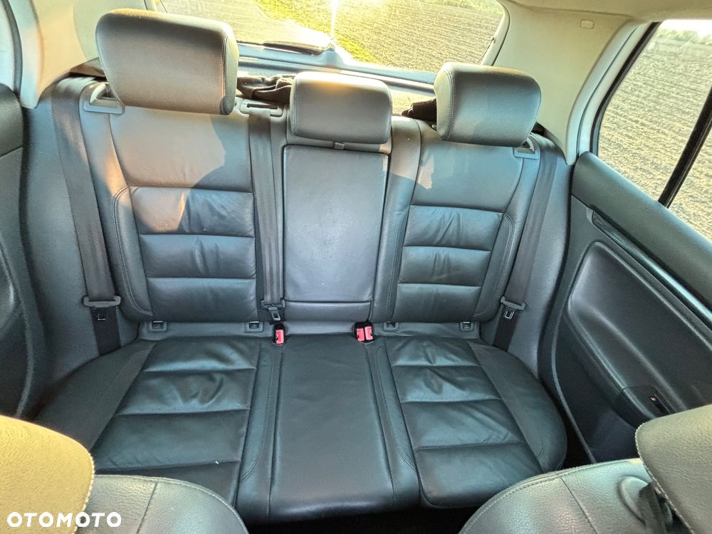 Volkswagen Golf 1.9 TDI GT Sport - 8