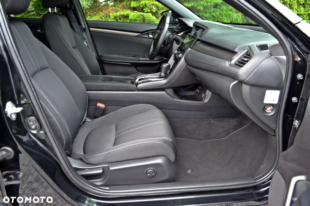 Honda Civic 1.5 i-VTEC Turbo CVT Sport Plus - 28