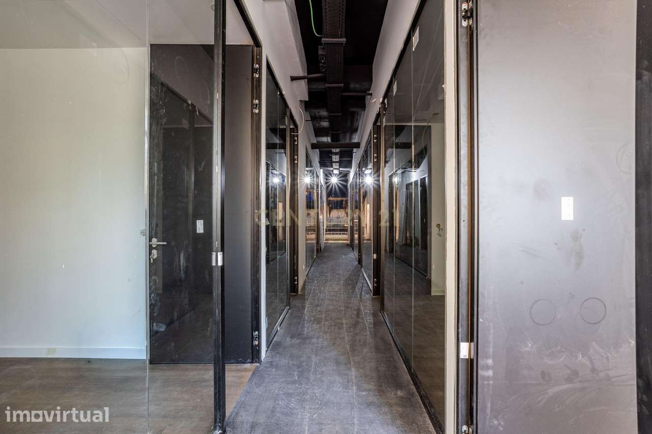 Escritório 11m2 para arrendamento em Sacavém - Grande imagem: 5/15
