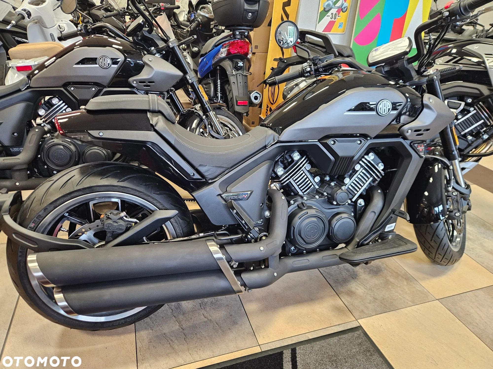 Morbidelli C1002V - 1