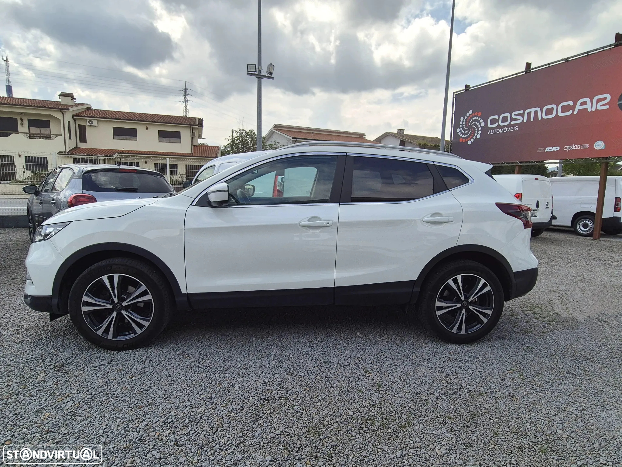 Nissan Qashqai 1.5 dCi N-Connecta J18 - 2