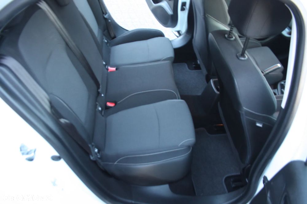 Renault Megane ENERGY TCe 100 LIMITED - 11