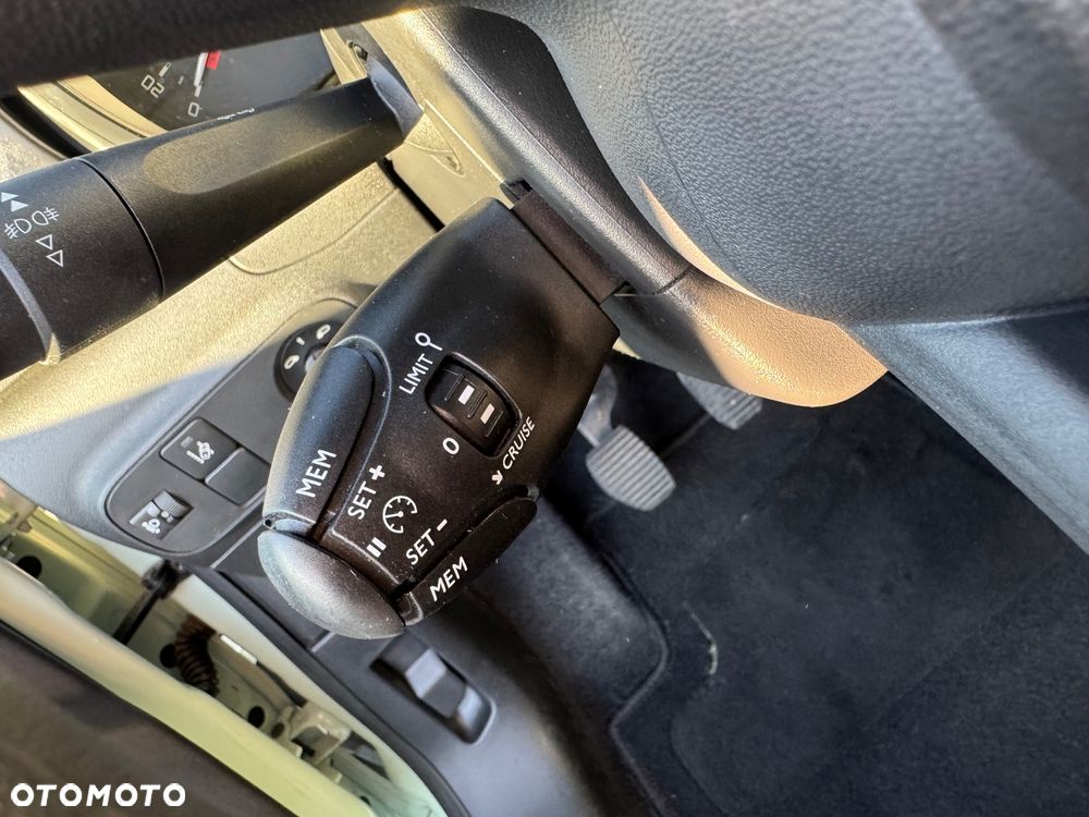 Citroën C3 1.2 PureTech Shine - 15