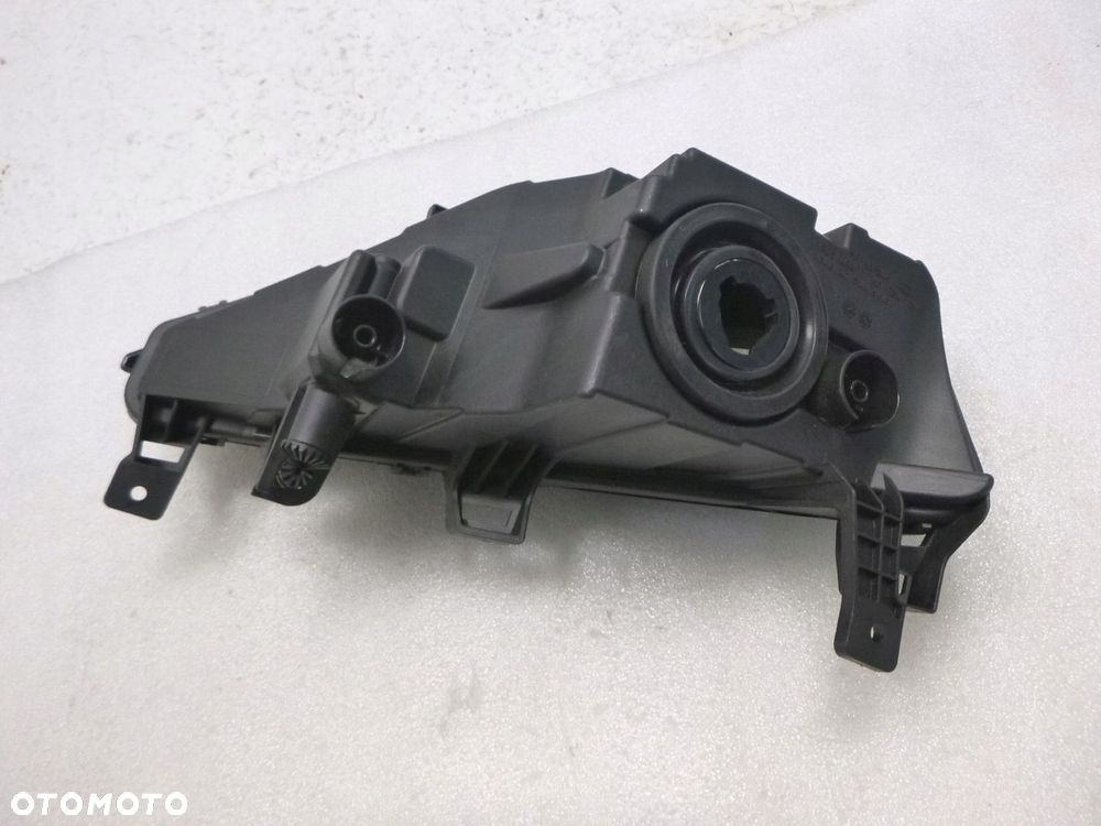 SKODA OCTAVIA 4 HALOGEN LAMPA DRL LED PRAWY PRZÓD - 13