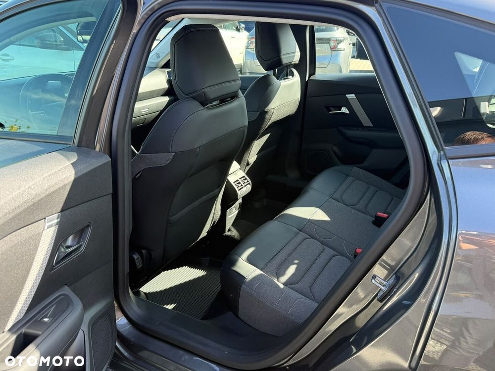 Citroën C4X 1.2 PureTech Plus S&S EAT8 - 28