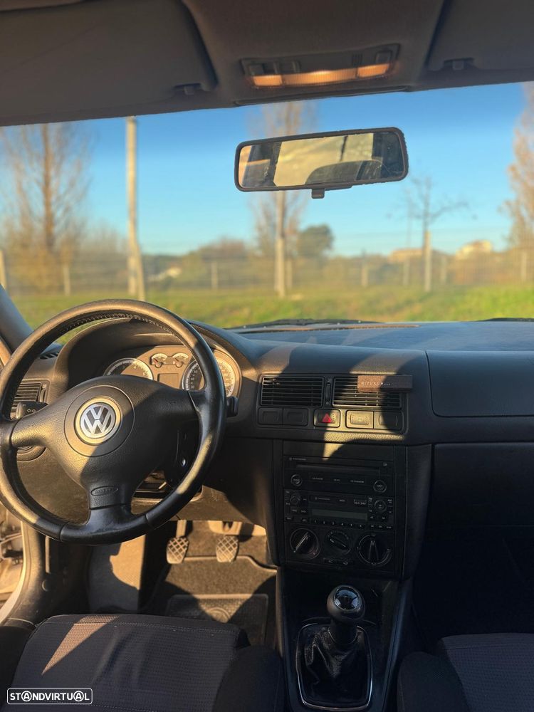VW Golf 1.4i 25 Anos - 12