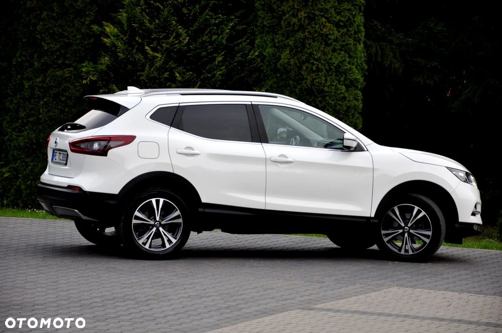Nissan Qashqai 1.3 DIG-T AKARI - 13