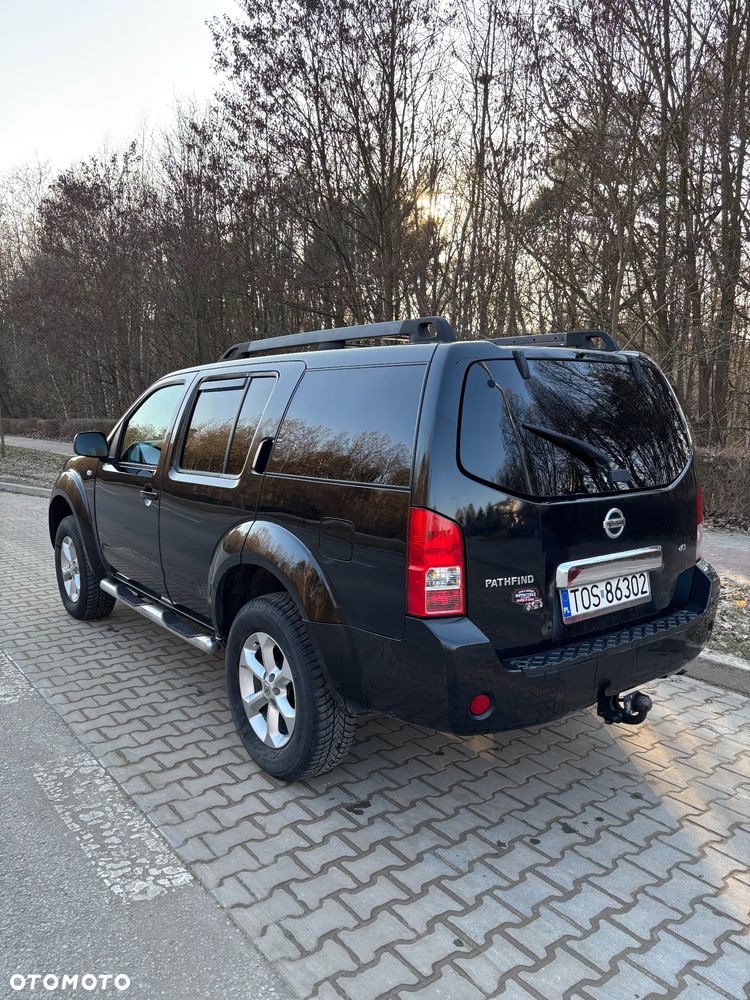 Nissan Pathfinder 2.5 DCi Elegance / LE - 6