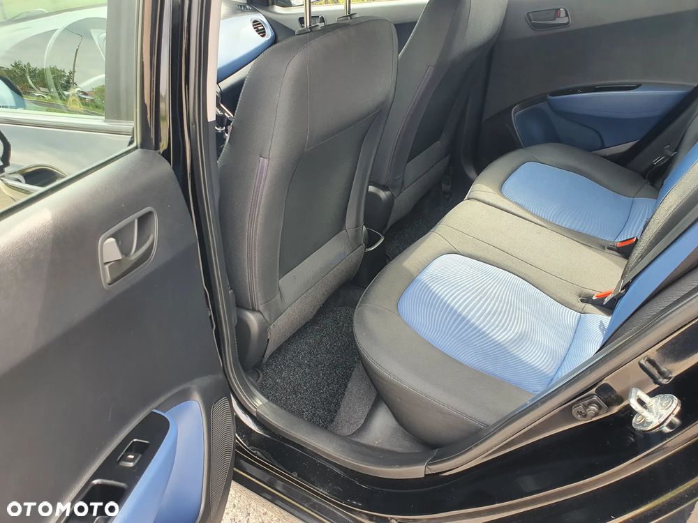 Hyundai i10 1.0 BlueDrive Black Line - 10