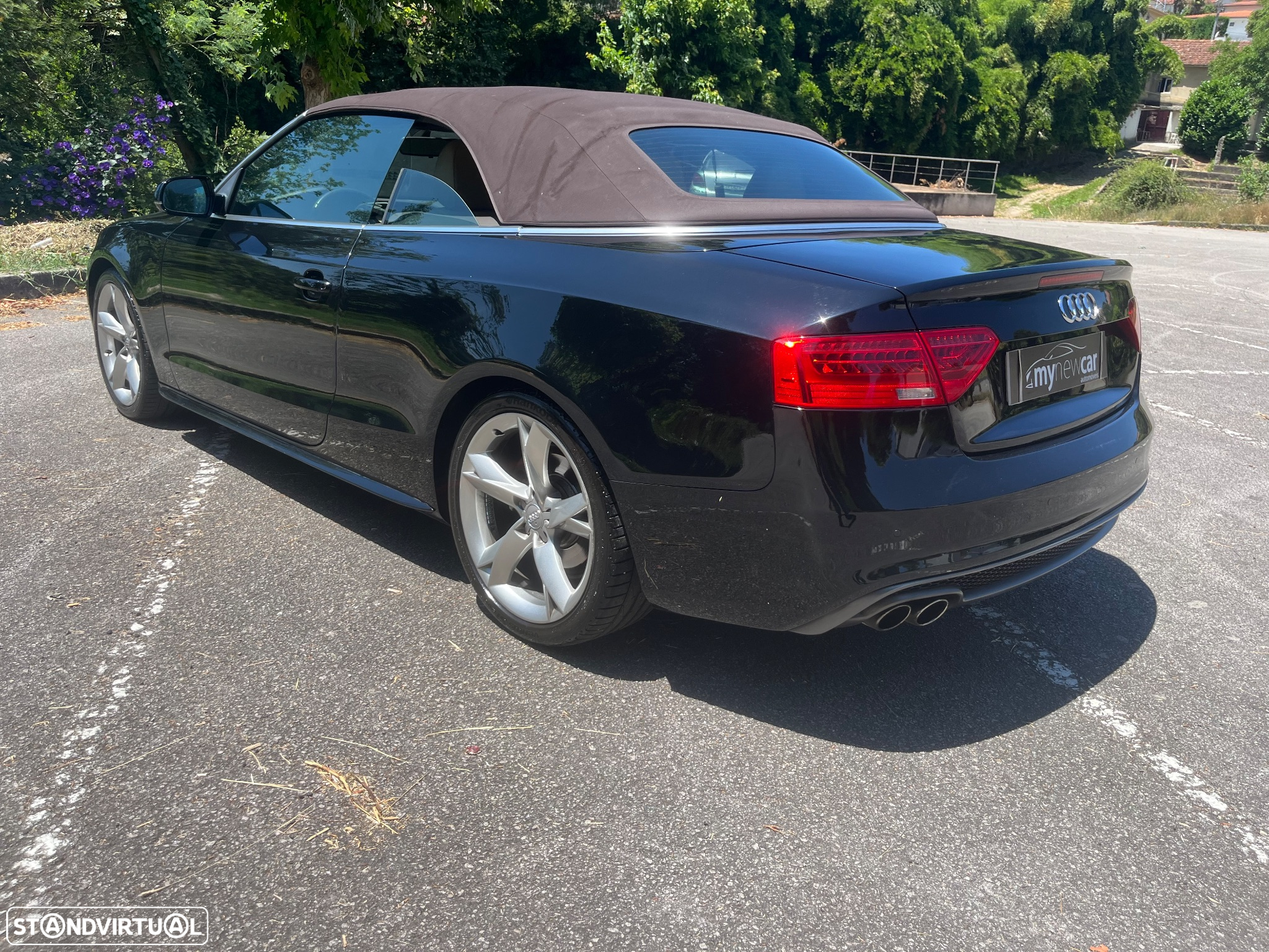 Audi A5 Cabrio 2.0 TDi S-line - 8