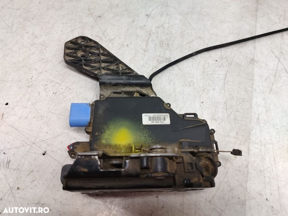 Broasca usa stanga fata 3b1837015aq Volkswagen VW Polo 4 9N [2001 - 2 - 1