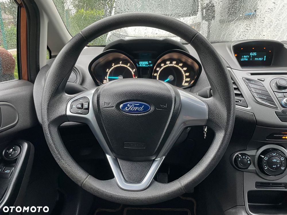 Ford Fiesta 1.25 Silver X (Trend) EU6 - 10