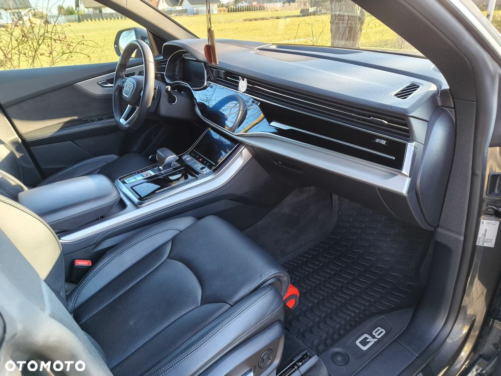 Audi Q8 - 15