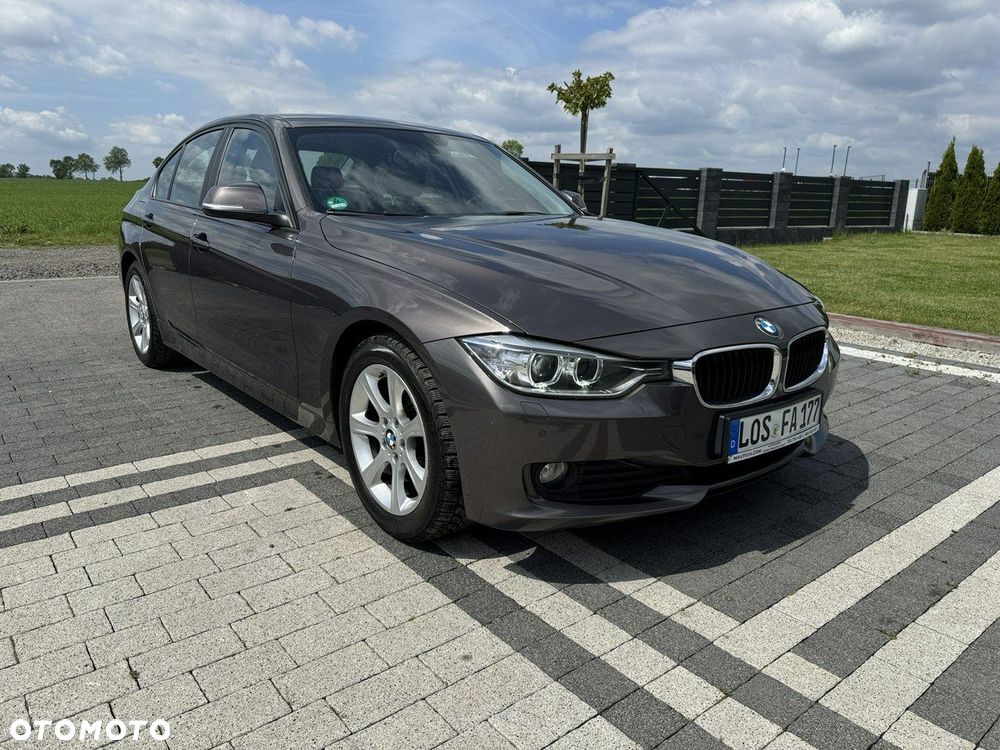 BMW Seria 3 318d Blue Performance Luxury Line - 3