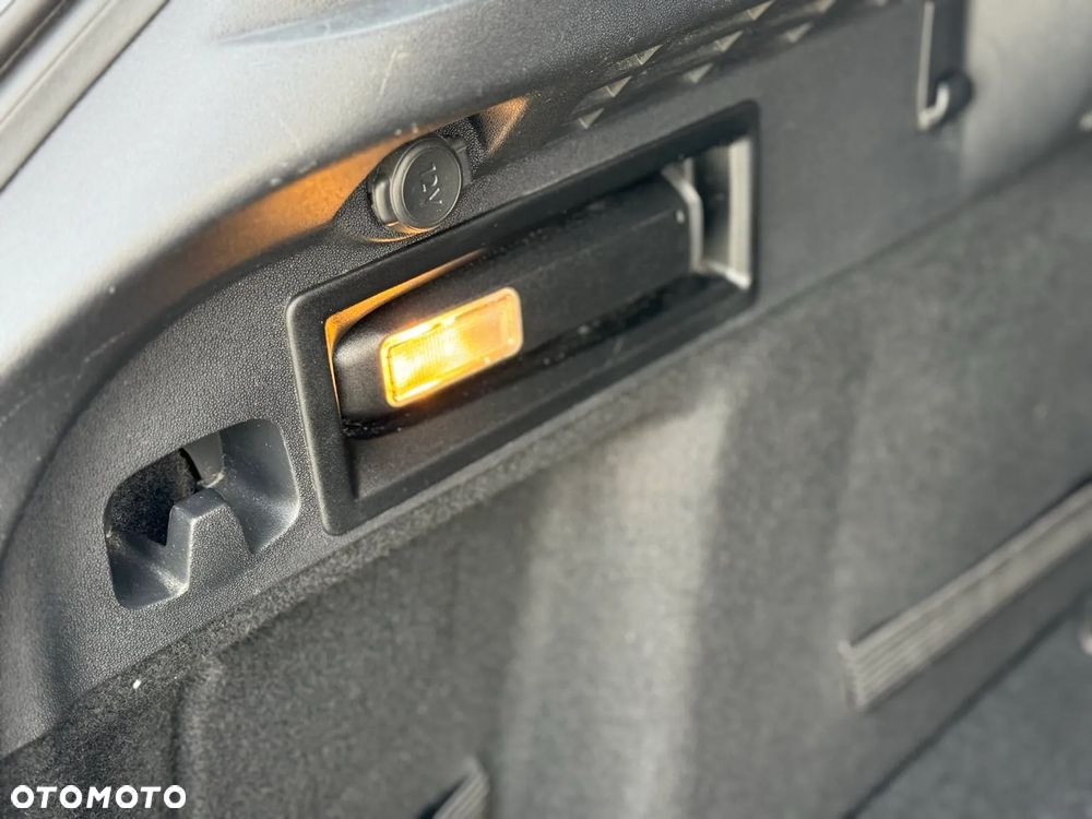 Citroën C4 1.6 HDi Exclusive - 22