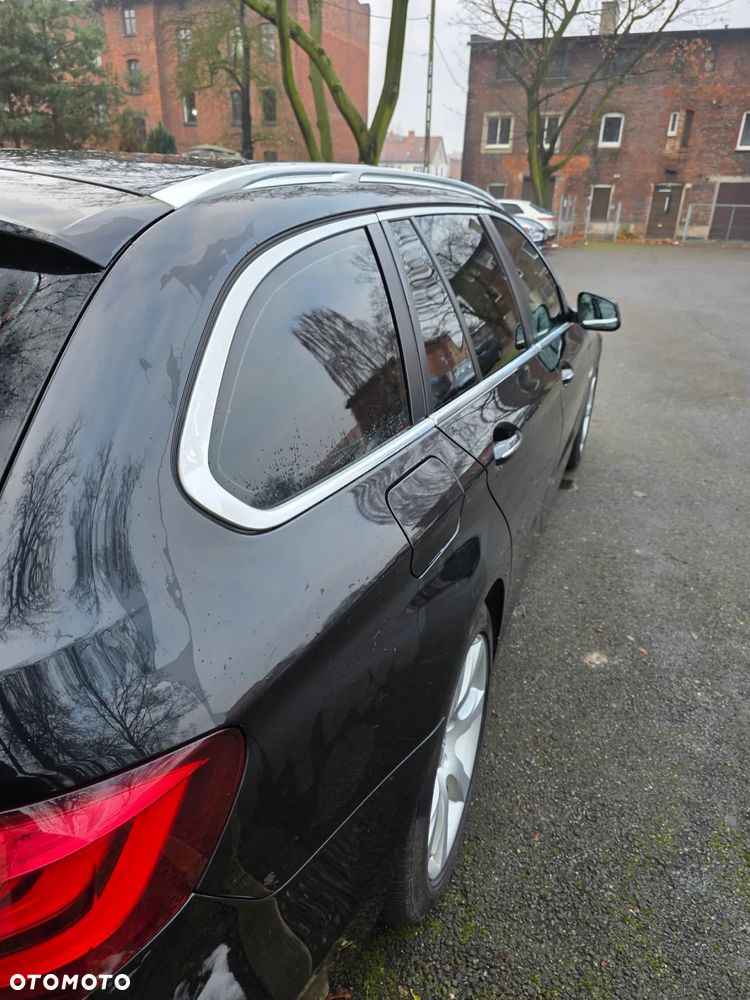 BMW Seria 5 525d - 5