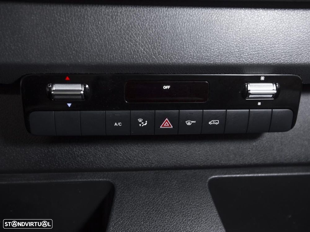 Mercedes-Benz E-SPRINTER - 16