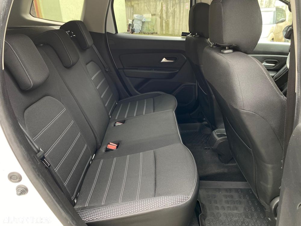 Dacia Duster 1.5 dCi 4x4 Prestige - 17