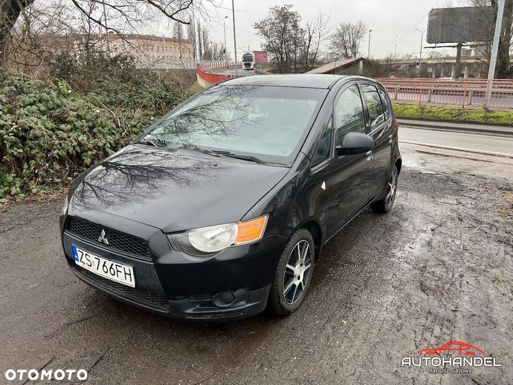 Mitsubishi Colt - 3