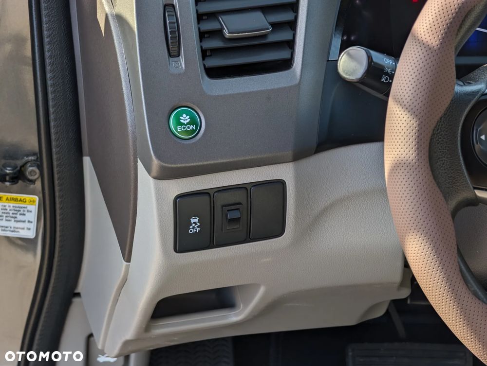 Honda Civic 1.8 Executive i-SHIFT - 21