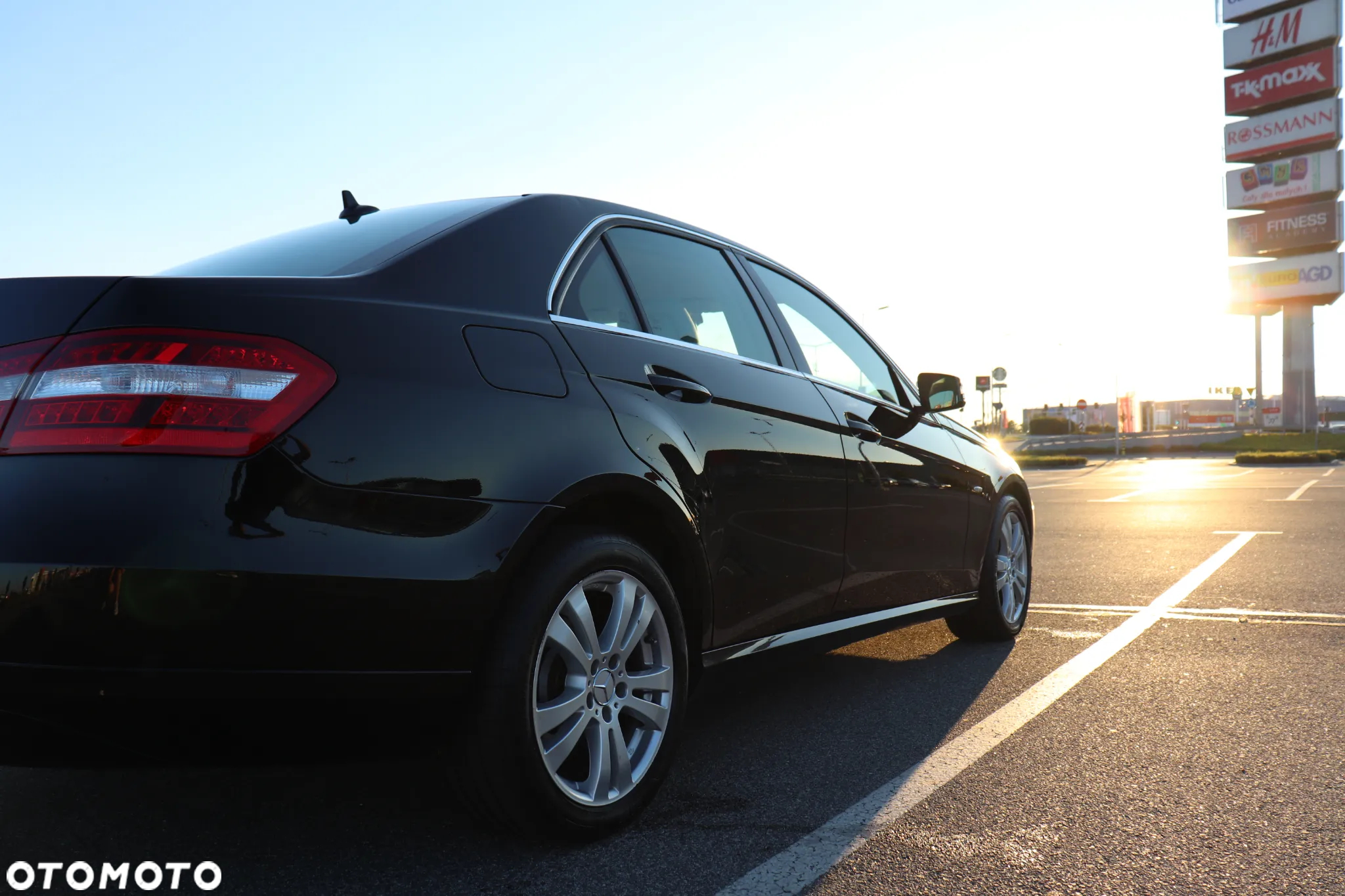 Mercedes-Benz Klasa E 200 CGI BlueEFFICIENCY 7G-TRONIC - 11