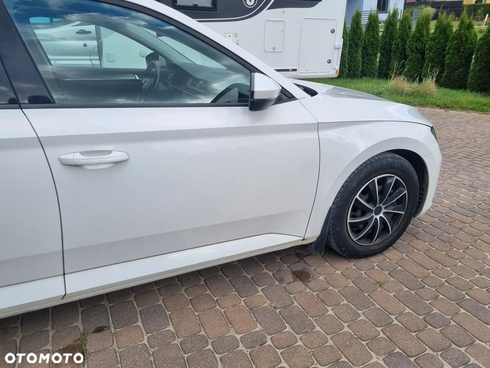 Skoda Superb 1.6 TDI Active - 24
