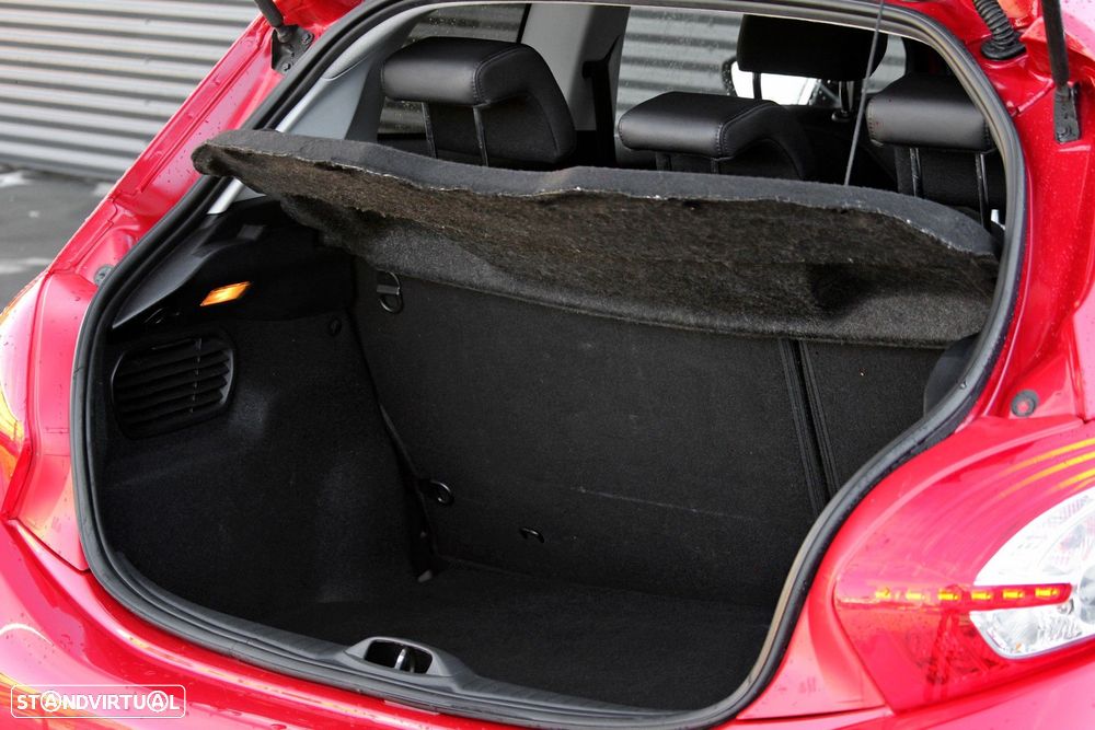 Peugeot 208 PureTech 82 Allure - 10