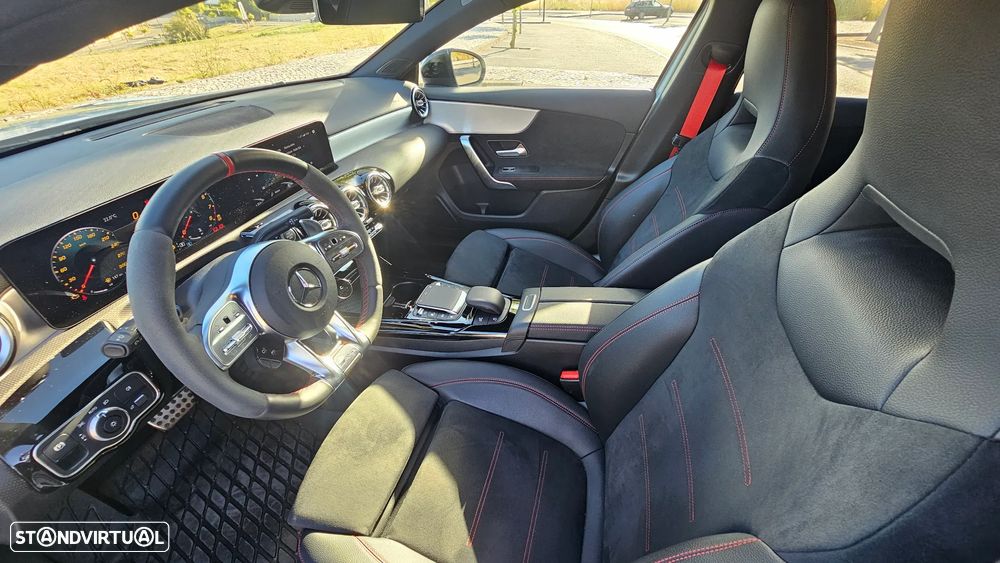 Mercedes-Benz A 45 AMG S 4Matic+ - 10