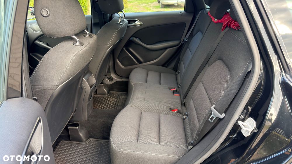 Mercedes-Benz Klasa B 180 BlueEFFICIENCY Edition Style - 19