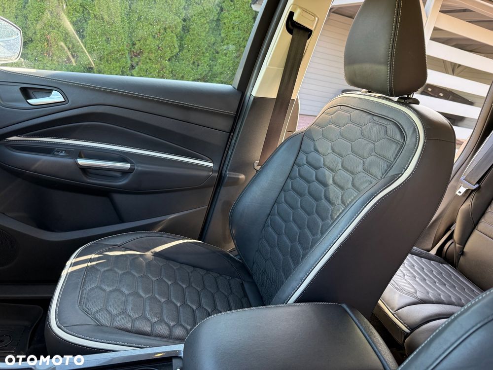 Ford Kuga 1.5 EcoBoost 4x4 Vignale - 28