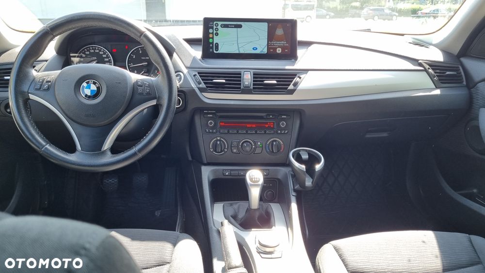 BMW X1 sDrive18i Sport Line - 22